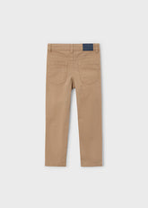 Pantalón Slim Caramelo Mayoral estilo